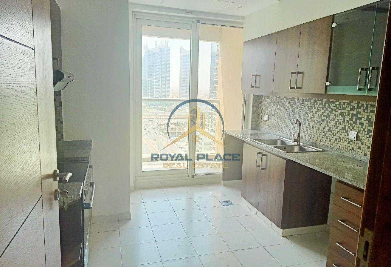 2BR Apartment | Wide Water & City Views | Vacant photo 6