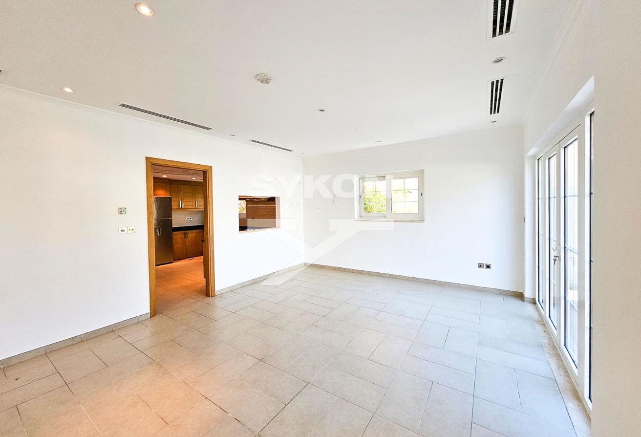 Huge 5 Bedroom | Well Located | Well Maintained photo 9