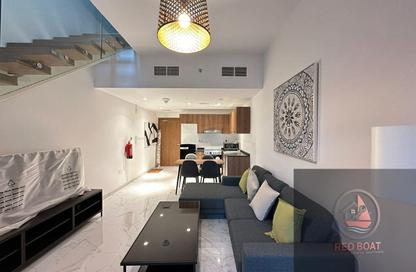 Apartment - 2 Bedrooms - 3 Bathrooms for rent in Oasis 1 - Oasis Residences - Masdar City - Abu Dhabi