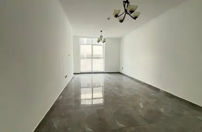 Apartment - 2 Bedrooms - 2 Bathrooms for rent in Al Majaz 2 - Al Majaz - Sharjah