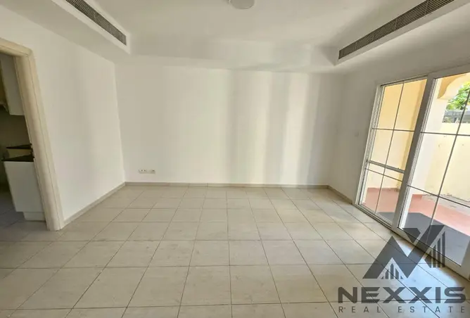162804404 - Property Image 2