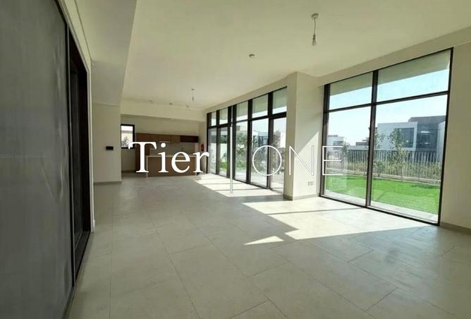 70279929 - صورة العقار 2