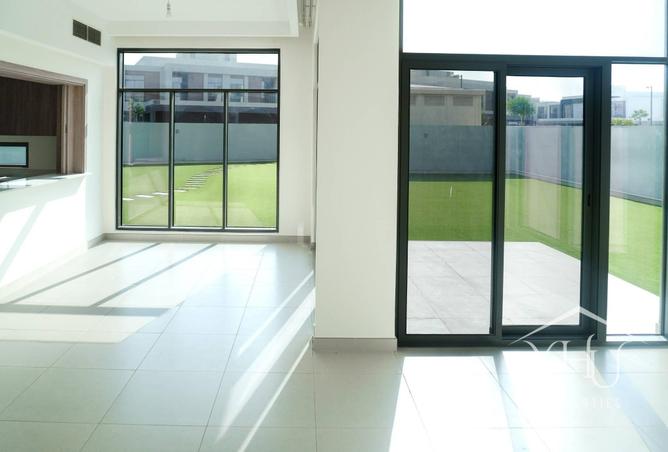 135143009 - Property Main Image
