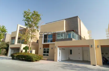 فيلا - 4 غرف نوم - 5 حمامات للايجار في لانتانا فيلا 2 - لانتانا فيلا - حديقة دبي العلميه - دبي