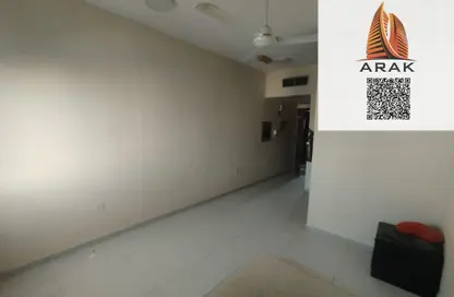 شقة - 1 حمام للايجار في برج النعيمية 1 - أبراج النعيمية - النعيمية - عجمان