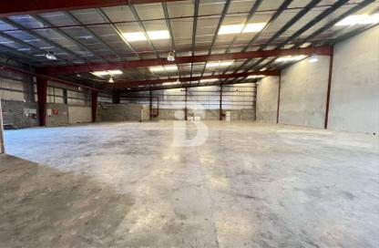 Warehouse - Studio for rent in Phase 2 - Dubai Investment Park (DIP) - Dubai