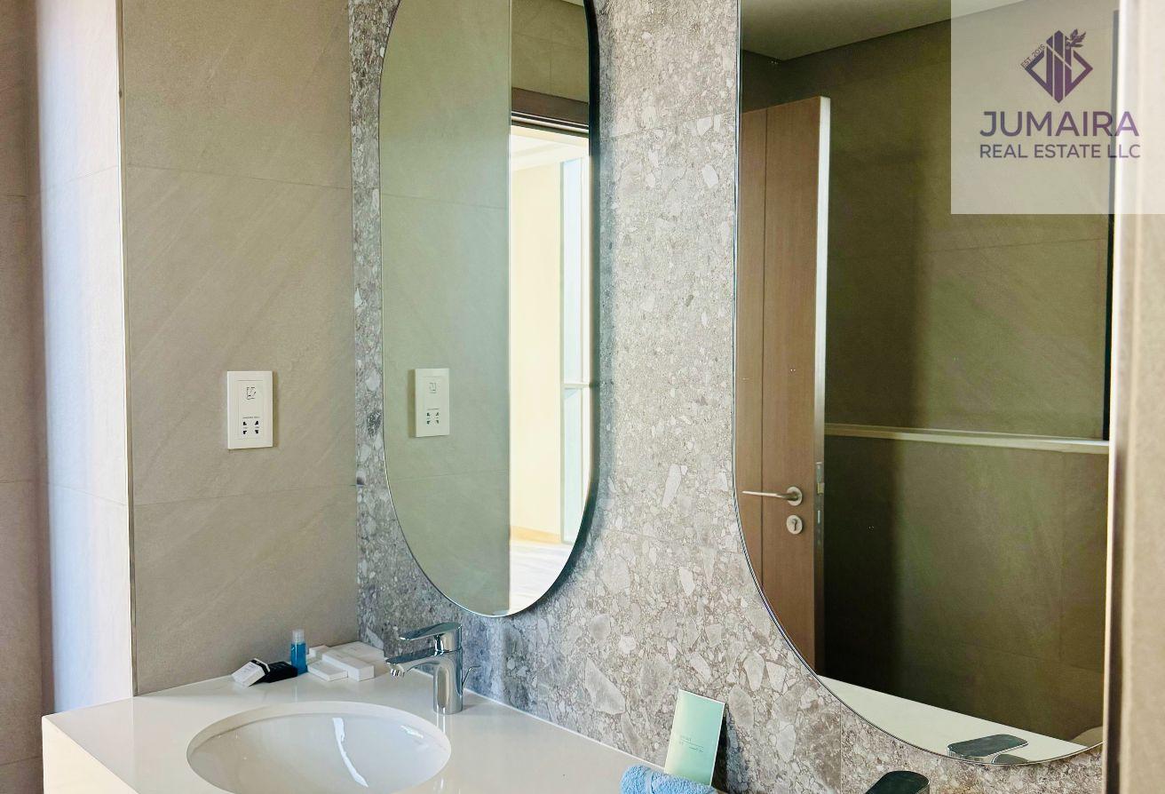 Elegant 2 Bedroom TH | Brand New | Beach Access