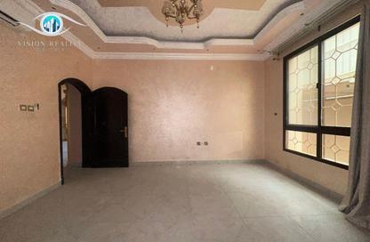 Villa - 5 Bedrooms - 6 Bathrooms for rent in Al Uraibi - Ras Al Khaimah