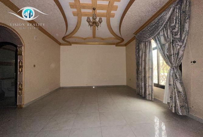87056684 - Property Image 2