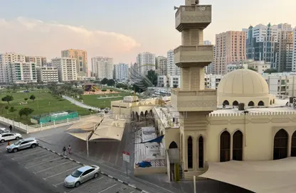 شقة - 2 غرف نوم - 2 حمامات للايجار في بناية العثمان - أبو شغارة - الشارقة