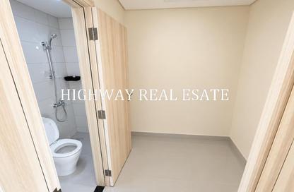 Apartment - 2 - 4 for rent in Muwaileh 29 Building - Muwaileh - Sharjah