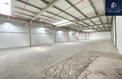 Warehouse - Studio - 2 for rent in RAS - Umm Ramool - Dubai