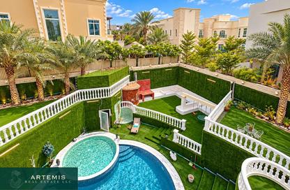 Villa - 7 - 7+ for rent in Sector E - Emirates Hills - Dubai