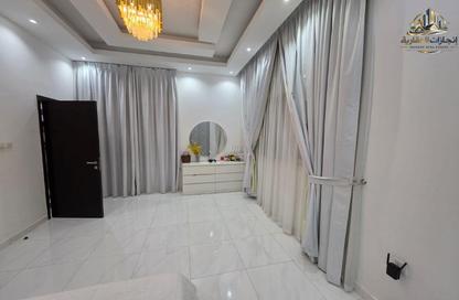 Villa - 5 Bedrooms - 7 Bathrooms for sale in Al Yasmeen 1 - Al Yasmeen - Ajman