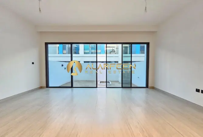 156894156 - Property Image 3