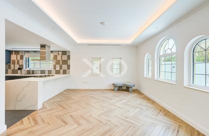 Villa - 4 Bedrooms - 4 Bathrooms for sale in District 7 - Jumeirah Park - Dubai Villa - 4 Bedrooms - 4 Bathrooms for sale in District 7 - Jumeirah Park - Dubai