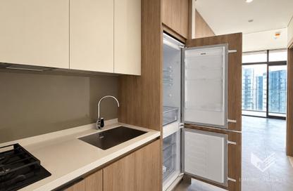 Apartment - Studio - 1 for rent in Peninsula Two - Peninsula - Business Bay - Dubai