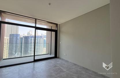 Apartment - Studio - 1 for rent in Peninsula Two - Peninsula - Business Bay - Dubai