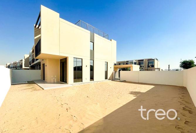 73118821 - Property Image 2