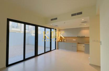 Townhouse - 3 - 2 for rent in Greenviews 2 - Emaar South - Dubai South (Dubai World Central) - Dubai Townhouse - 3 - 2 for rent in Greenviews 2 - Emaar South - Dubai South (Dubai World Central) - Dubai