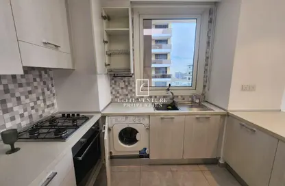 شقة - 2 غرف نوم - 3 حمامات للايجار في شيرينا ريزيدنس - مجان - دبي لاند - دبي