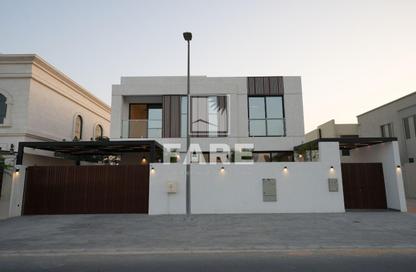 Villa - 4 - 6 for sale in Al Hooshi Villas - Hoshi - Al Badie - Sharjah