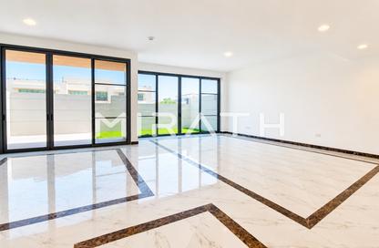 Villa - 4 - 5 for rent in Umm Suqeim 3 Villas - Umm Suqeim 3 - Umm Suqeim - Dubai