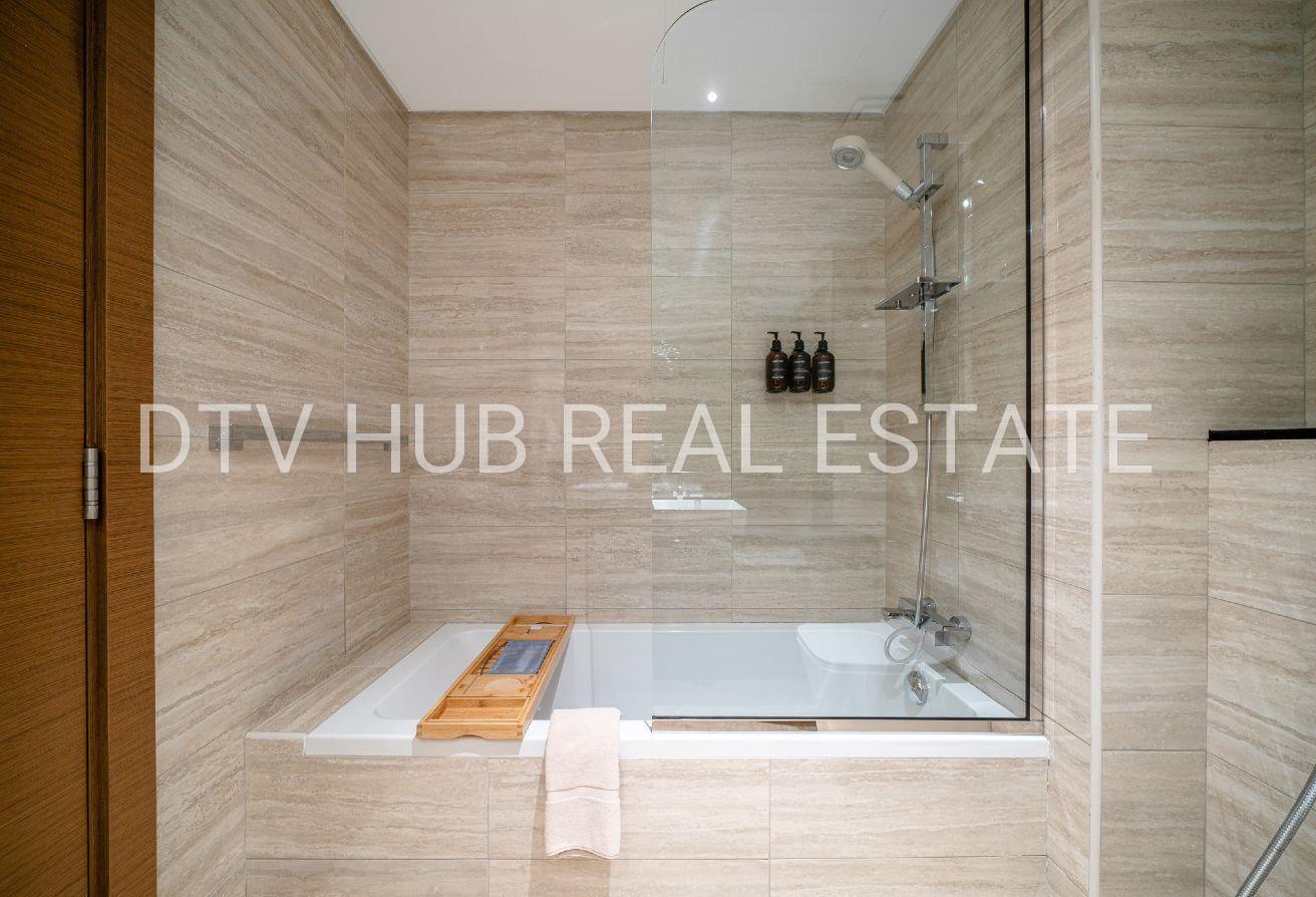 Seraya 6 | Private Jacuzzi & Elevator | Waterfront photo 24