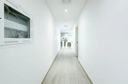 شقة - غرفة نوم - 1 حمام للايجار في محلة ايتون - منطقة 15 - قرية جميرا الدائرية - دبي