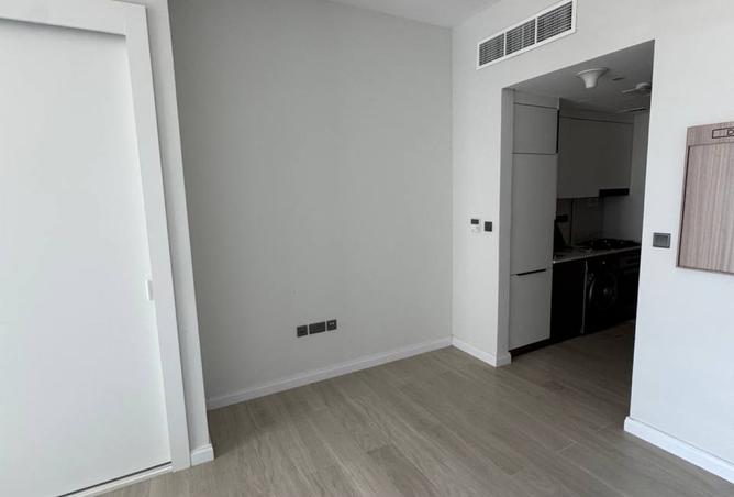 120669229 - Property Image 3