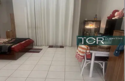 Apartment - 1 Bathroom for rent in Building Q08 - France Cluster - International City - Dubai
