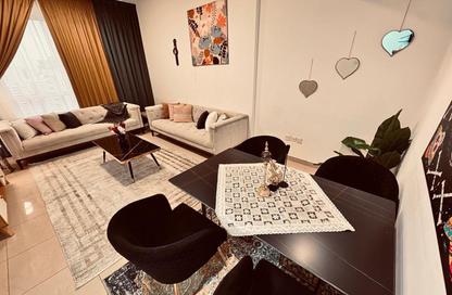 Apartment - 2 Bedrooms - 2 Bathrooms for rent in Al Khan Corniche - Al Khan - Sharjah Apartment - 2 Bedrooms - 2 Bathrooms for rent in Al Khan Corniche - Al Khan - Sharjah