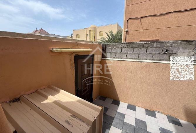 74241977 - Property Image 2