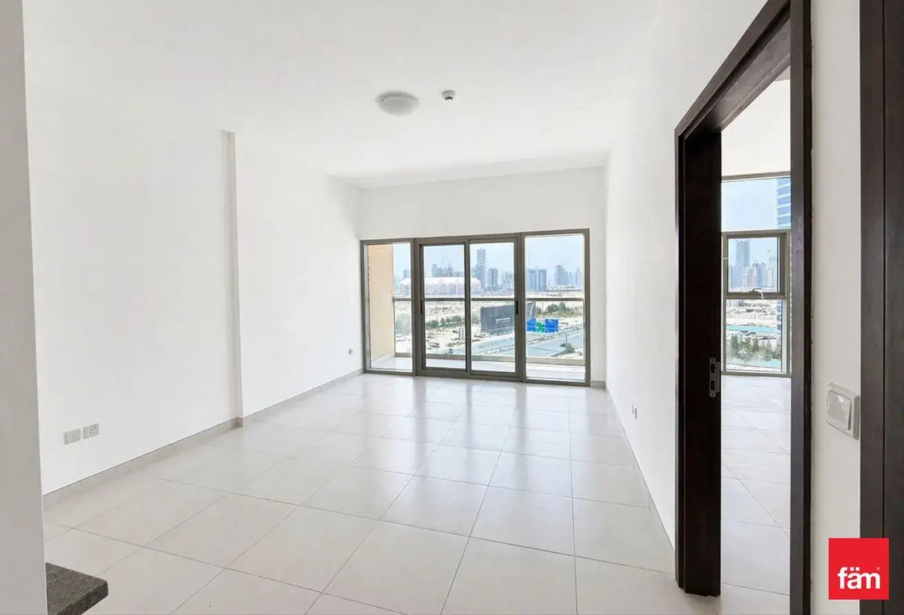 82382040 - Property Main Image
