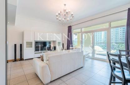 Apartment - 2 Bedrooms - 2 Bathrooms for rent in Al Haseer - Shoreline Apartments - Palm Jumeirah - Dubai