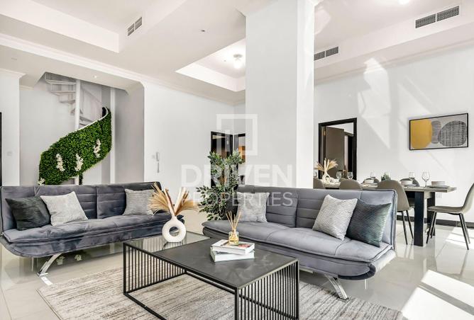 97391300 - Property Image 3