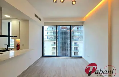 Apartment - 1 Bedroom - 1 Bathroom for rent in The East Crest by Meteora - District 17 - Jumeirah Village Circle - Dubai