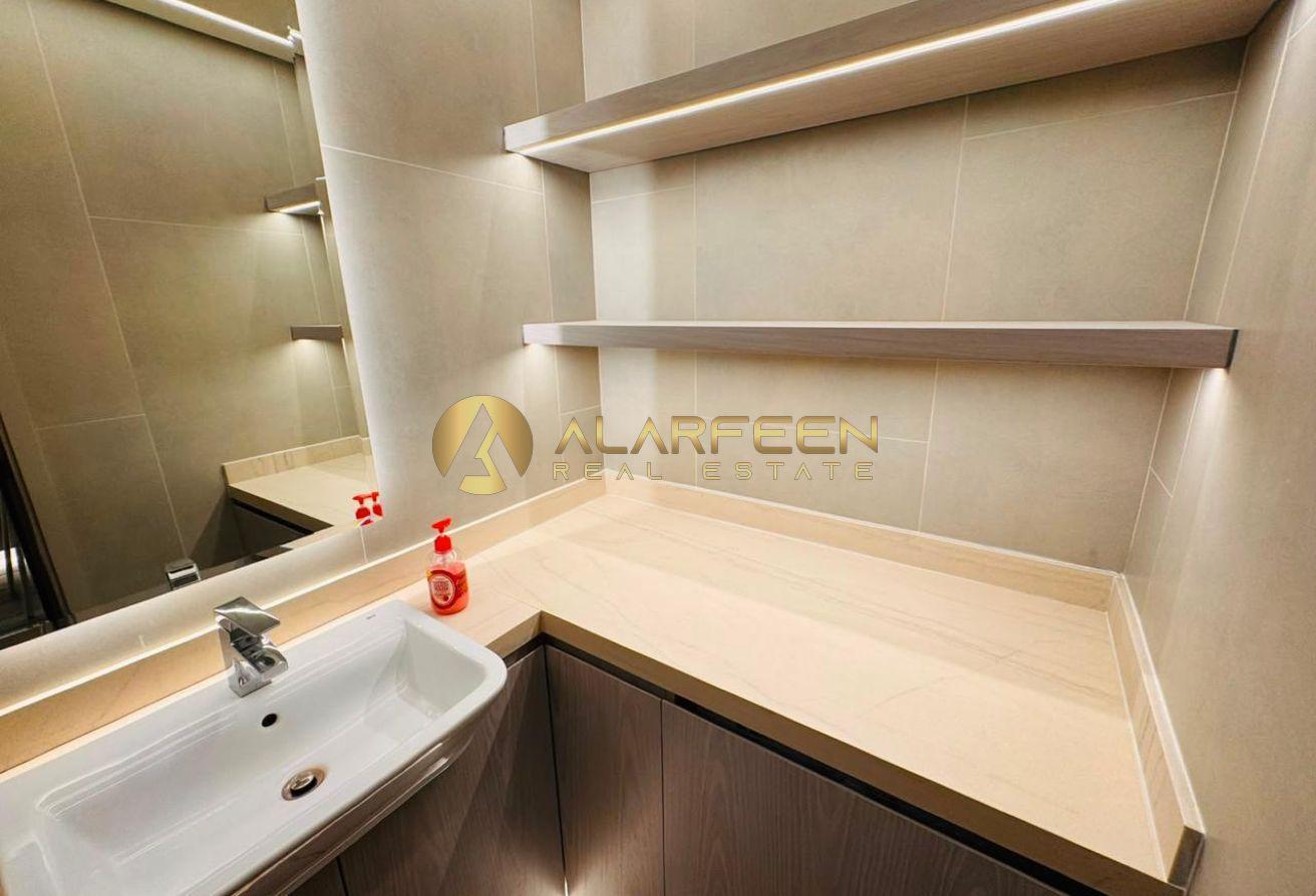 Brand New 1-BR |Close to Mall |Next Exit & Entra photo 9