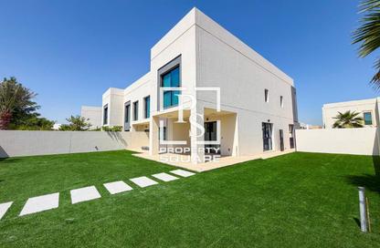 Villa - 4 Bedrooms - 5 Bathrooms for rent in The Magnolias - Yas Acres - Yas Island - Abu Dhabi