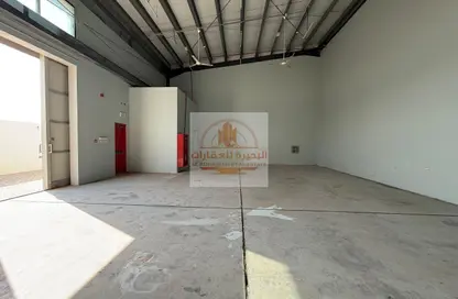 مستودع - استوديو - 1 حمام للايجار في السجع إس - الصجعة - الشارقة