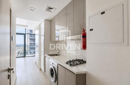 Apartment - Studio - 1 for rent in Azizi Riviera 14 - Azizi Riviera - Meydan One - Meydan - Dubai