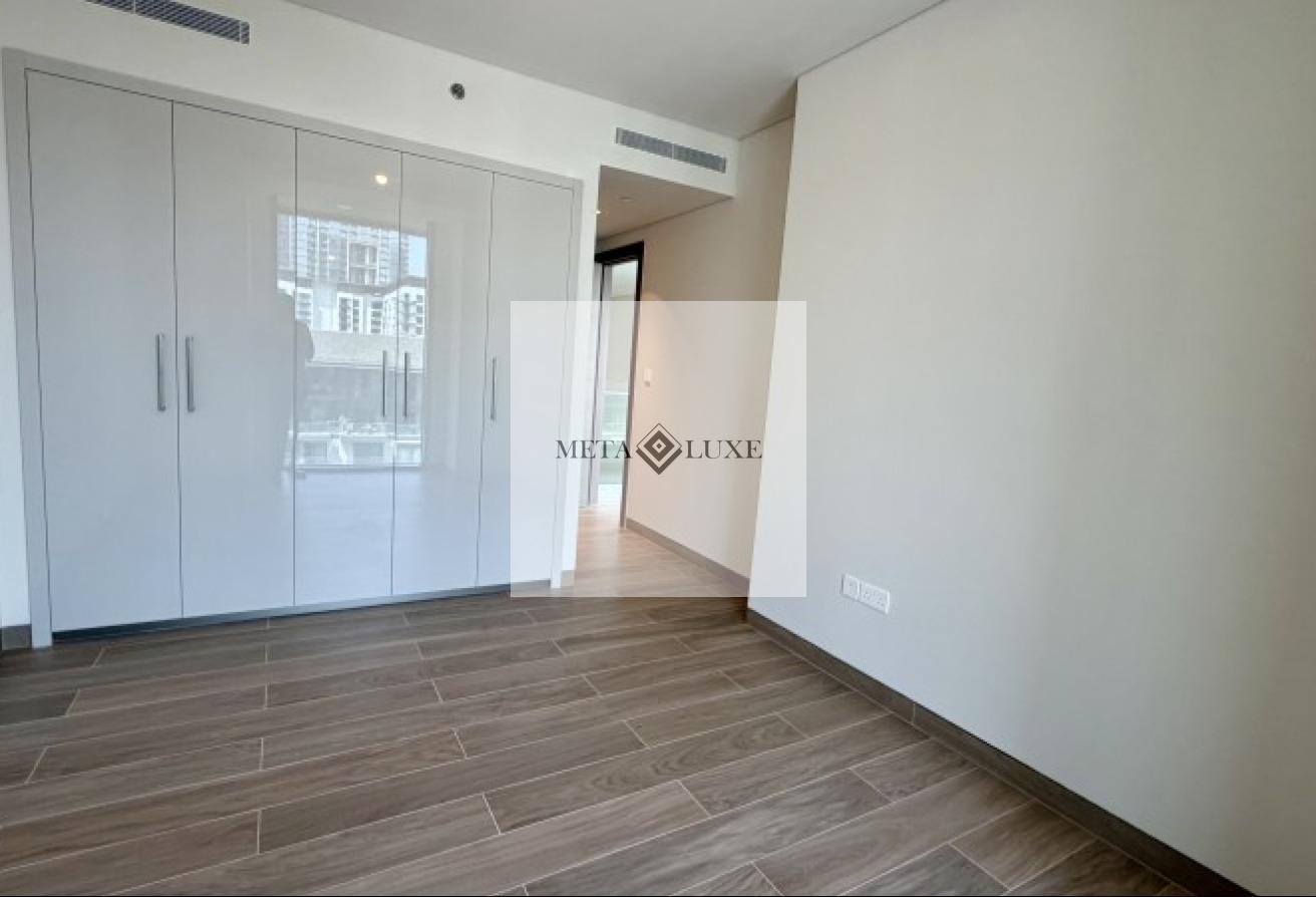 4 bedroom Duplex plus Maids room, High floor photo 9