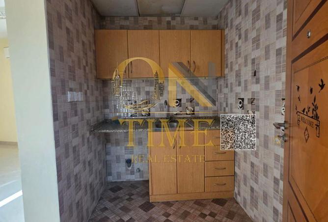 100855812 - Property Image 2