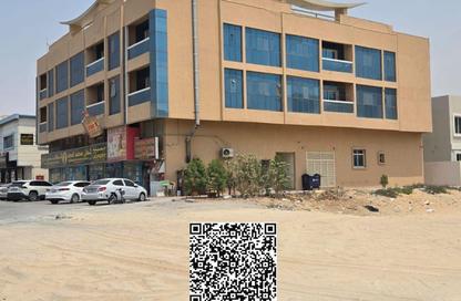 عمارة بالكامل - استوديو - 8 حمامات للبيع في 1 المويهات - المويهات - عجمان