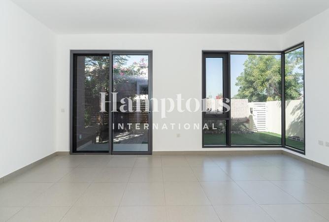 74247843 - Property Image 2