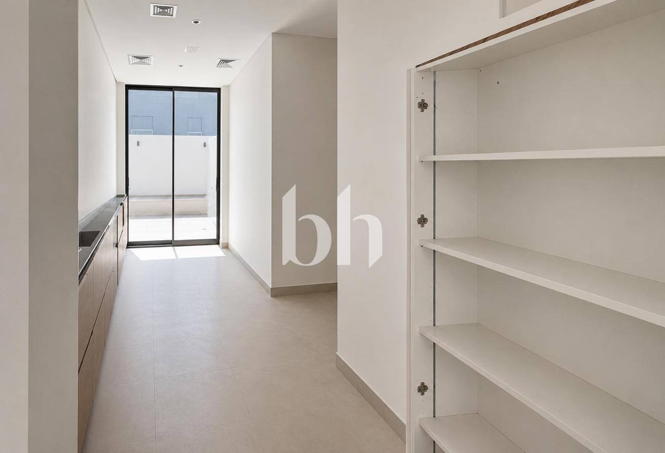 Modern | Brand New | Pool | BBQ | Amazing Roof Top photo 5