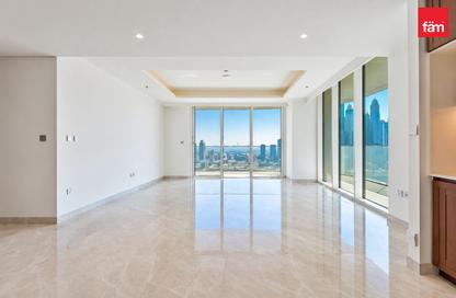 Apartment - 3 - 4 for rent in Palace Beach Residence Tower 2 - Palace Beach Residence - Emaar Beachfront - Dubai Harbour - Dubai