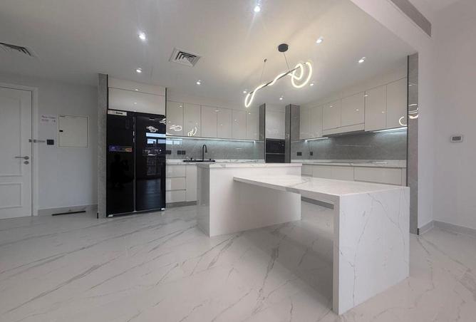 69120417 - Property Main Image