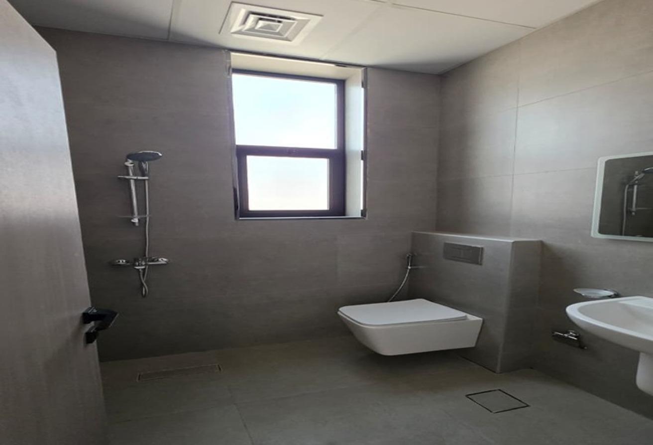 Premium 6BR Villa | Spacious Layout | Vacant photo 12