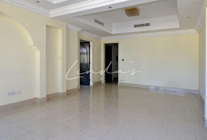90923703 - Property Image 3